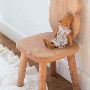 Chaise ours en bois, meubles pour enfants de haute qualité naturel fait main chambre de bébé image 2