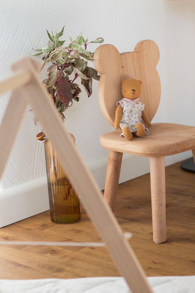 Chaise ours en bois, meubles pour enfants de haute qualité naturel fait main chambre de bébé image 4