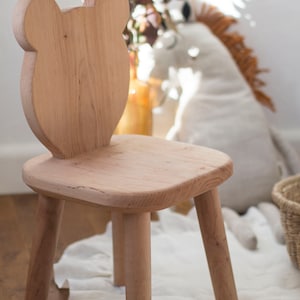 Chaise ours en bois, meubles pour enfants de haute qualité naturel fait main chambre de bébé image 3