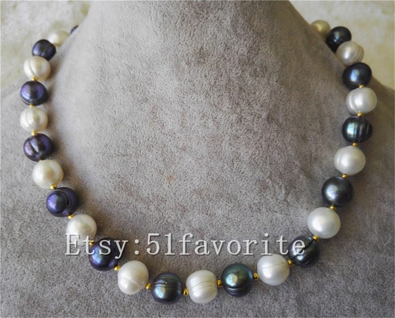Amazon.com: Fashion Jewelry ~ Blue, White, Cream, Green, Peach Faux Pearls  Necklace Bracelet and Earrings Set of 5 for Girls Casual or Formal:  Clothing, Shoes & Jewelry