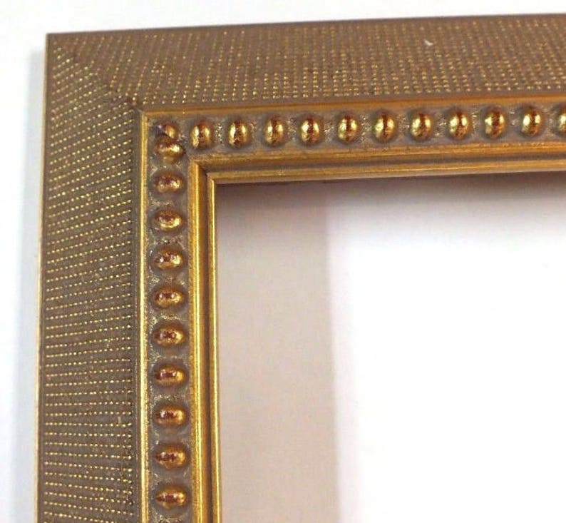 12 X 16 Antique Gold Ornate Picture Frame Wood Very Pretty Loo Image 0