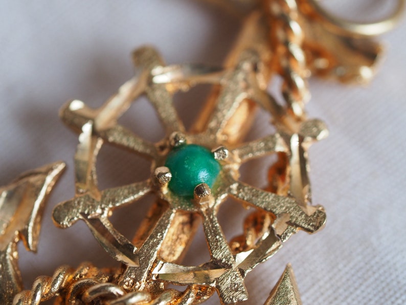 Bold vintage 10K yellow gold textured anchor and rope pendant with Turquoise stone
