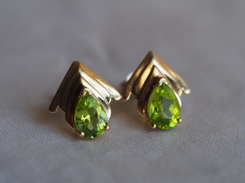 Sweet pair of 14K yellow gold Peridot studs
