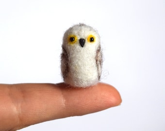 White Owl miniature Dollhouse bird Micro owl figurine Owl ornament Arctic snow owl Dollhouse animals miniatures Tiny owl for doll Owl Harry