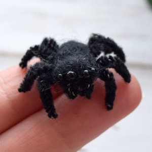 Black jumping spider plush figurine Dollhouse ornament Micro spider  Wildlife miniature Spider gift Realistic spiders arachnida  Spider home