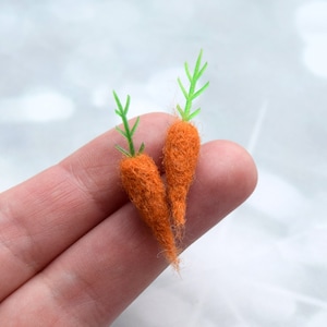 Set of two miniature carrots Dollhouse food Miniature accessory Easter carrots Miniature food Mini food Vegetable miniatures Vegan gift