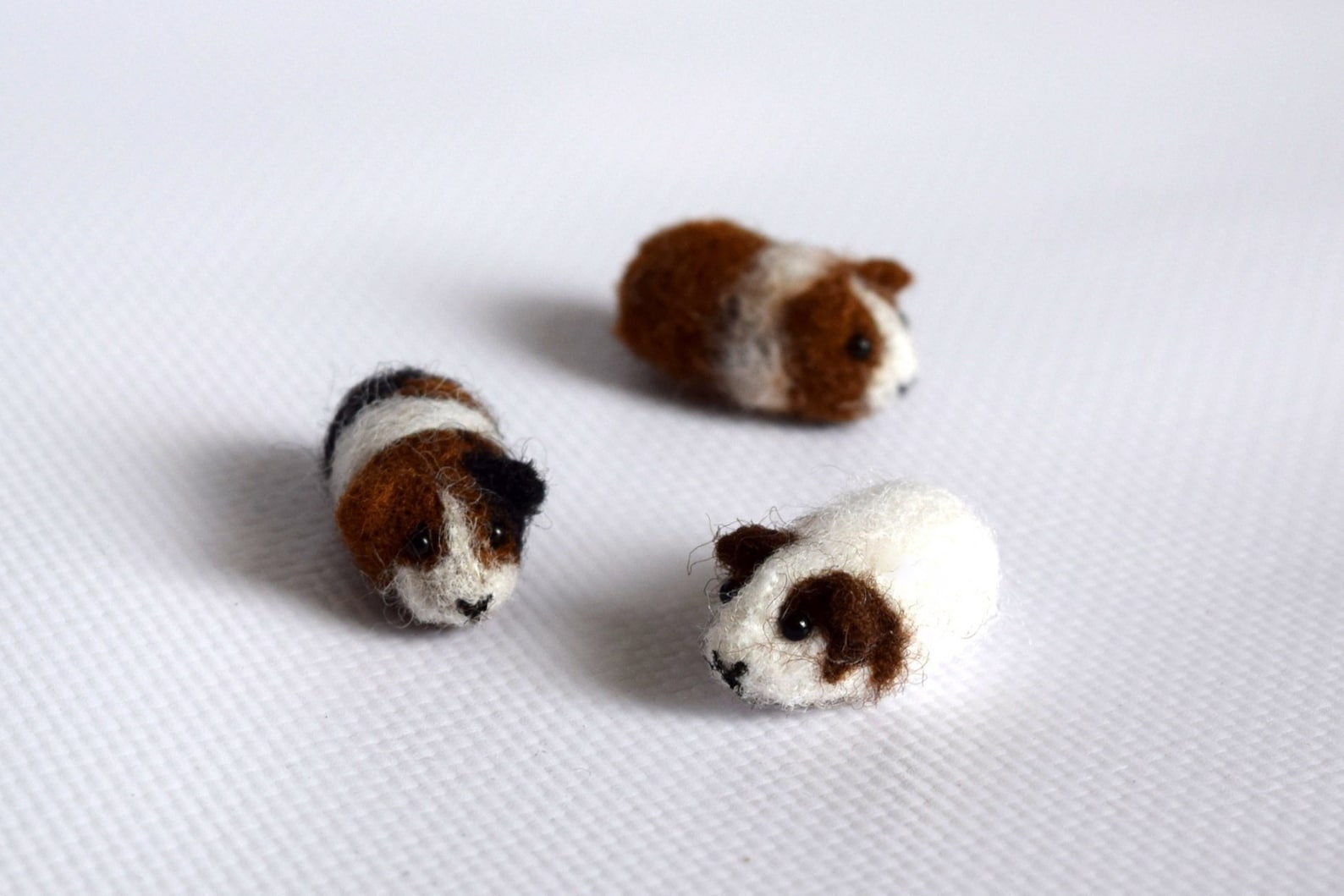 Tiny Guinea Pig Dollhouse Miniarure Micro Guinea Pig Figurine Etsy
