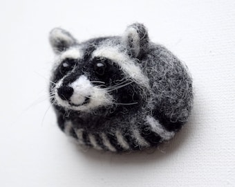 Cute Needle felted Raccoon brooch Felted jewelry Cute gift  Raccoon Pin Wife winter gift Wool felted animals Naturalism Animal jewelry