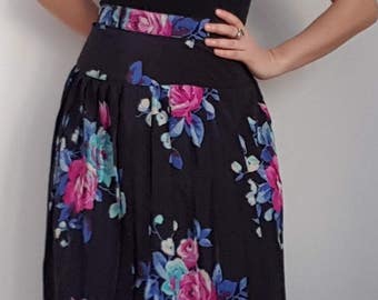 1980s pleated skirt pink roses