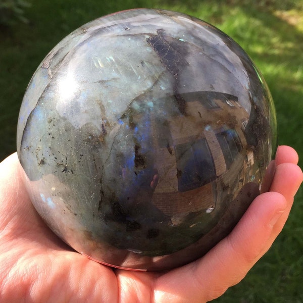 XXL 11cm 1.95kg Labradorite Sphere