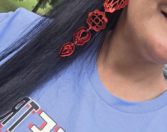 Abrigos largos hasta los hombros, ligeros y con estampado floral.
