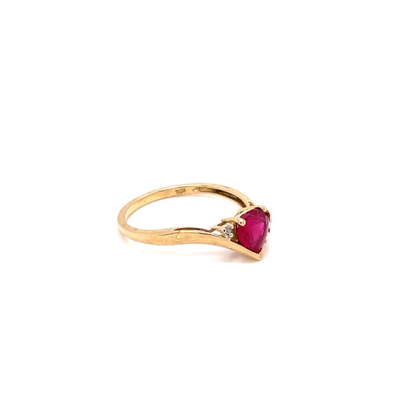 10K Yellow Gold Heart-cut Ruby Ring - image 6