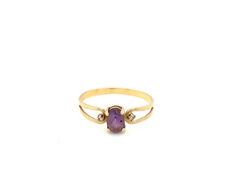 14K Yellow Gold Oval cut Amethyst Ring