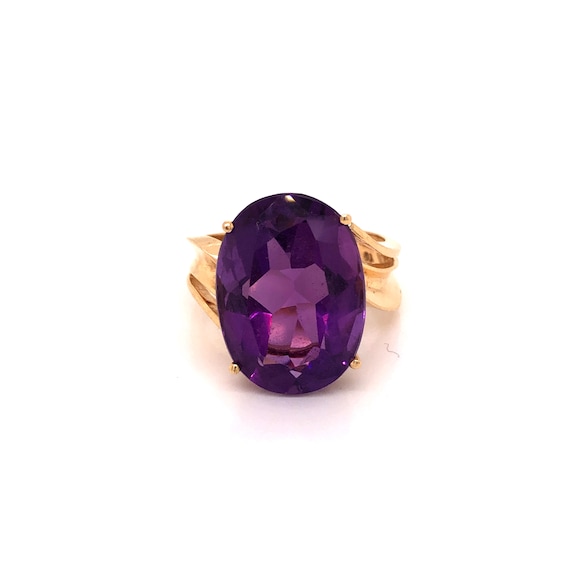 14K Yellow Gold Oval Amethyst Ring - image 1