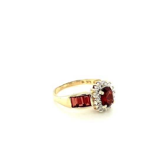 10K Yellow Gold Oval cut Garnet and Diamond Ring - image 6