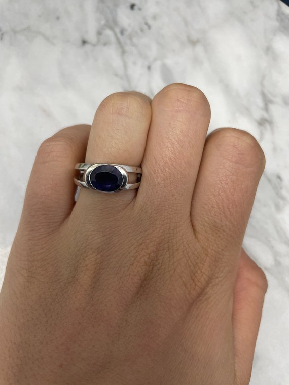 14K White Gold Oval cut Sapphire Solitaire Ring - image 2