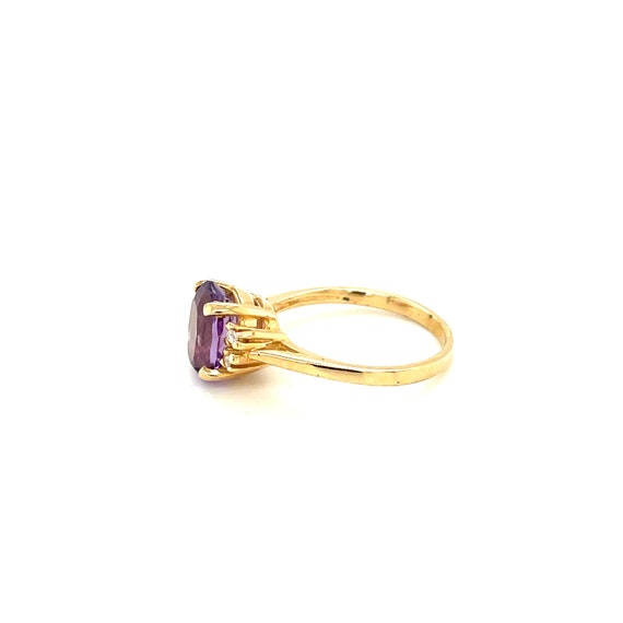 14K Yellow Gold Oval cut Amethyst and Diamond Ring - image 3