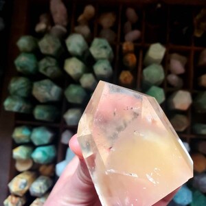 lithium quartz point, lithium quartz tower, lithium quartz, pink lithium quartz