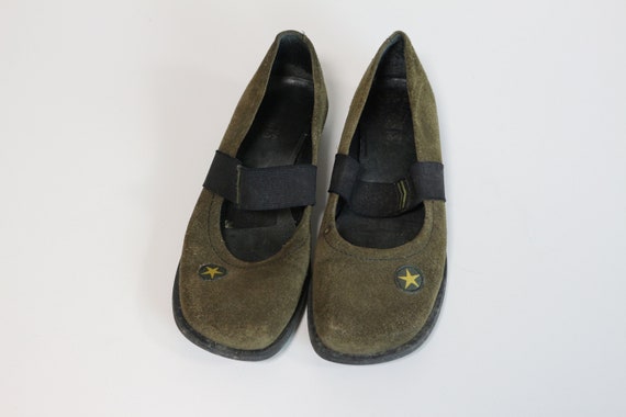 ROOTS Shoes Vintage Mary Jane Pumps  Khaki Flat M… - image 7