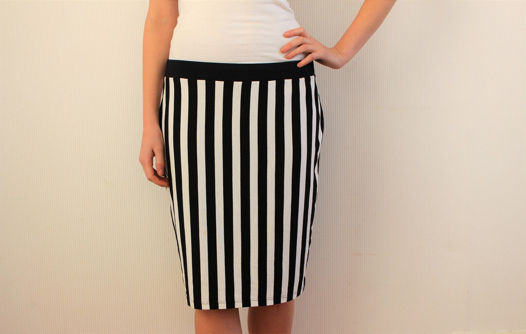 Striped Skirt JUFFROUW JANSEN Elastic Waist Wide Stripes Skirt Black White Pencil Skirts Grunge Skirt Striped Large XL Size Etsy