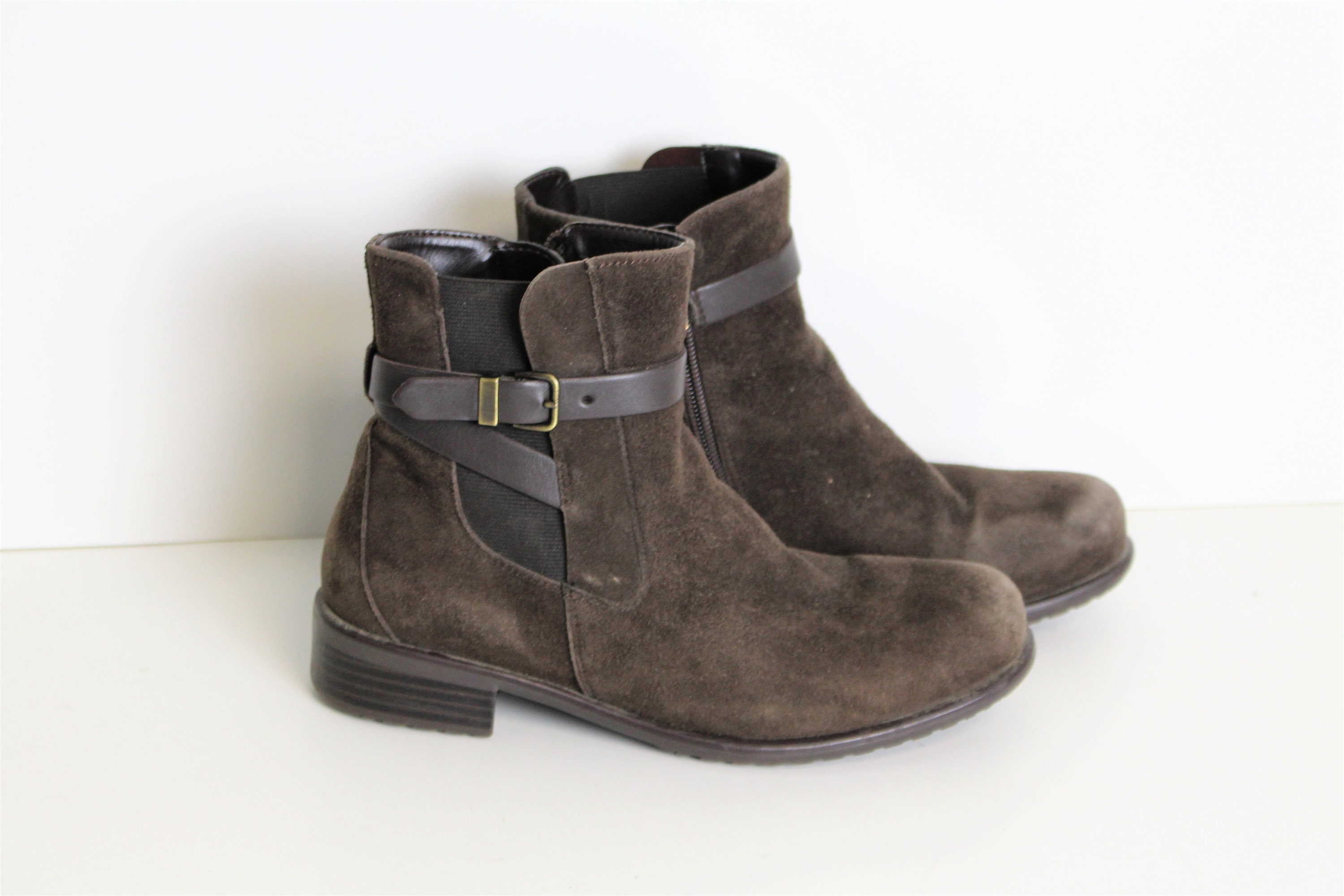 ara ankle boots uk