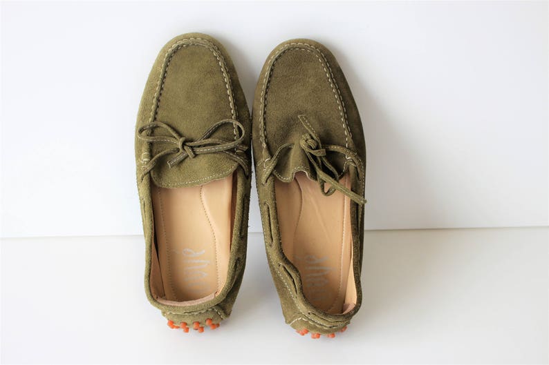 olive green minnetonka moccasins
