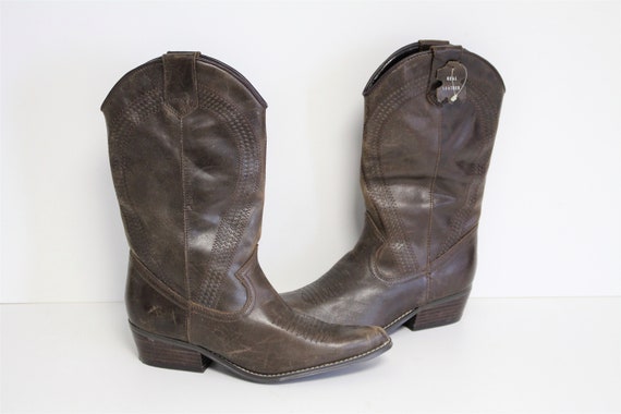 womens leather cowboy boots uk