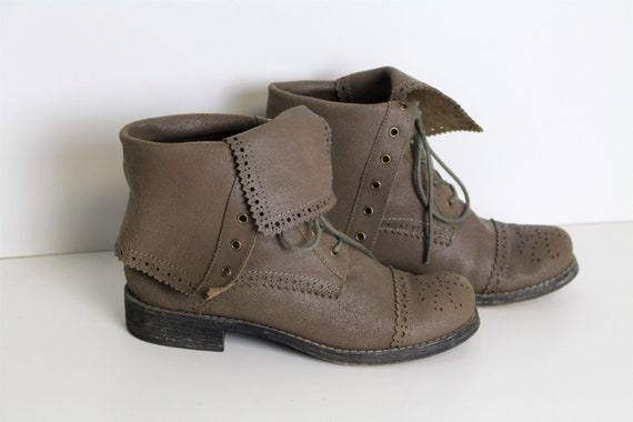 womens leather chukka boots