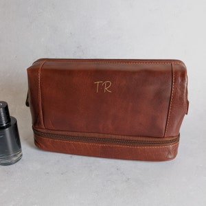 Leather Wash Bag Personalised Toiletry Kit - Wide Opening & Bottom Compartment - Mens - Brown