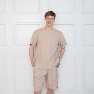Camiseta de hombre de lino beige natural, top de verano de lino para hombre, camiseta de verano de lino orgánico y sostenible de manga corta, ropa de salón de lino de verano