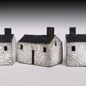 Medium rectangle Raku cottage image 3