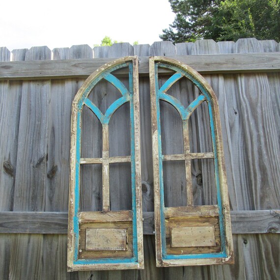 Wooden Antique Style Church WINDOW Frame Primitive Wood Gothic 30" Shabby Chippy 