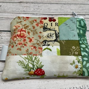 小銭入れ。小さなバッグ。コインポーチ。蝶の庭。ハンドメイド。