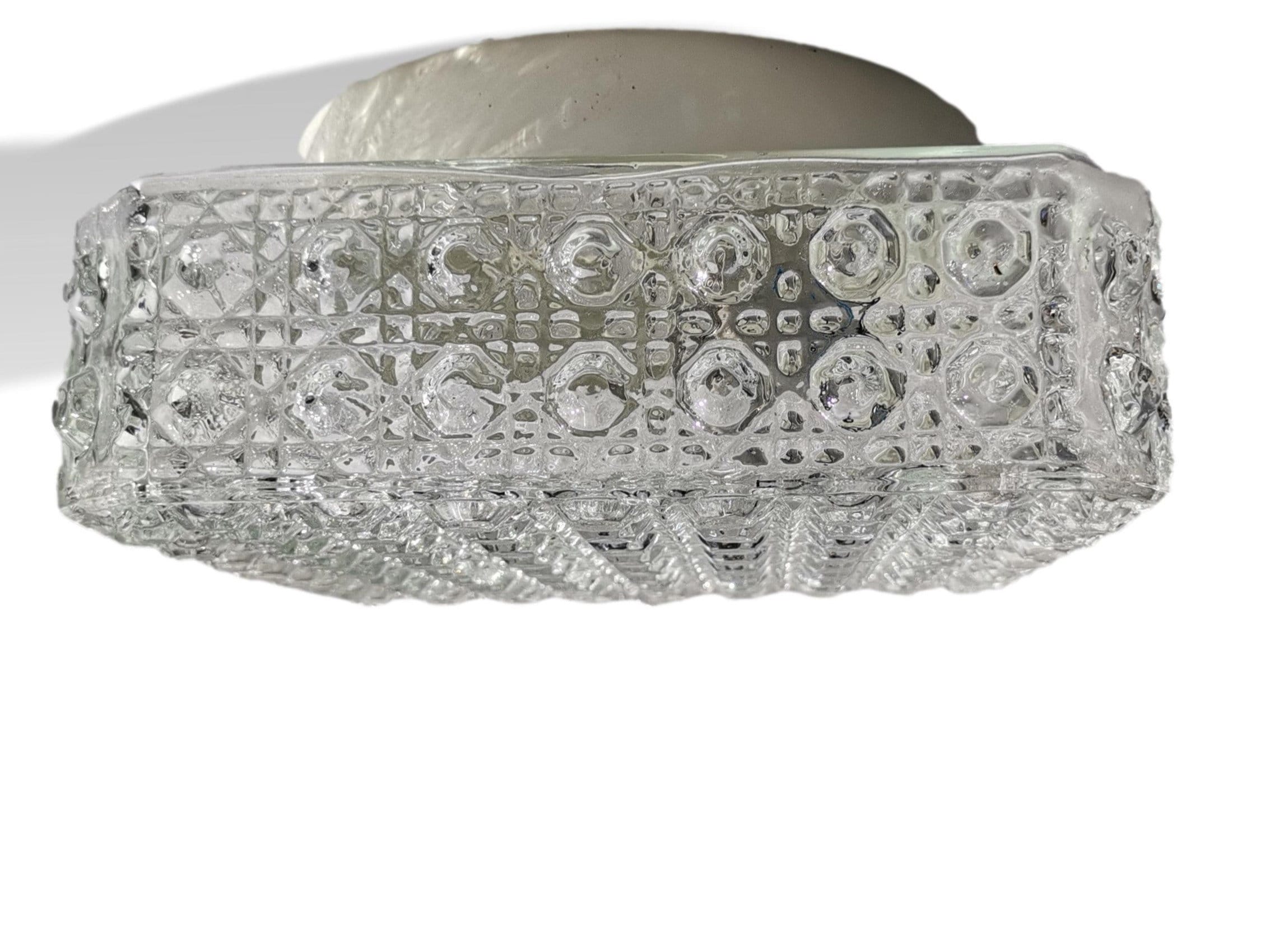 Bathroom Ceiling Light MCM: Bright, Stylish, and Energy-Efficient Ceiling Lighting