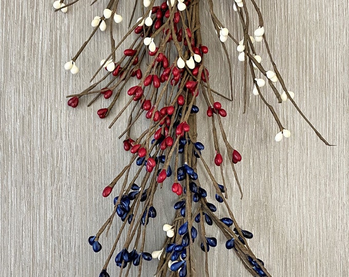 Red, White and Blue Pip Berry Garland