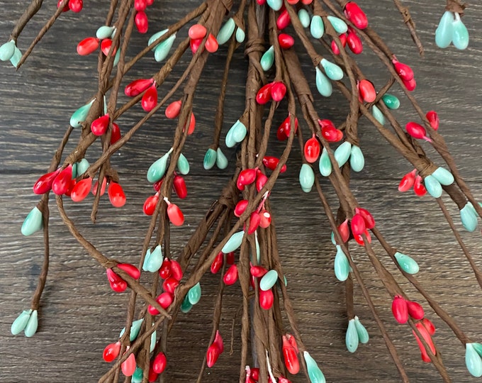 Light Mint, Cherry, and Coral Pip Berry Garland