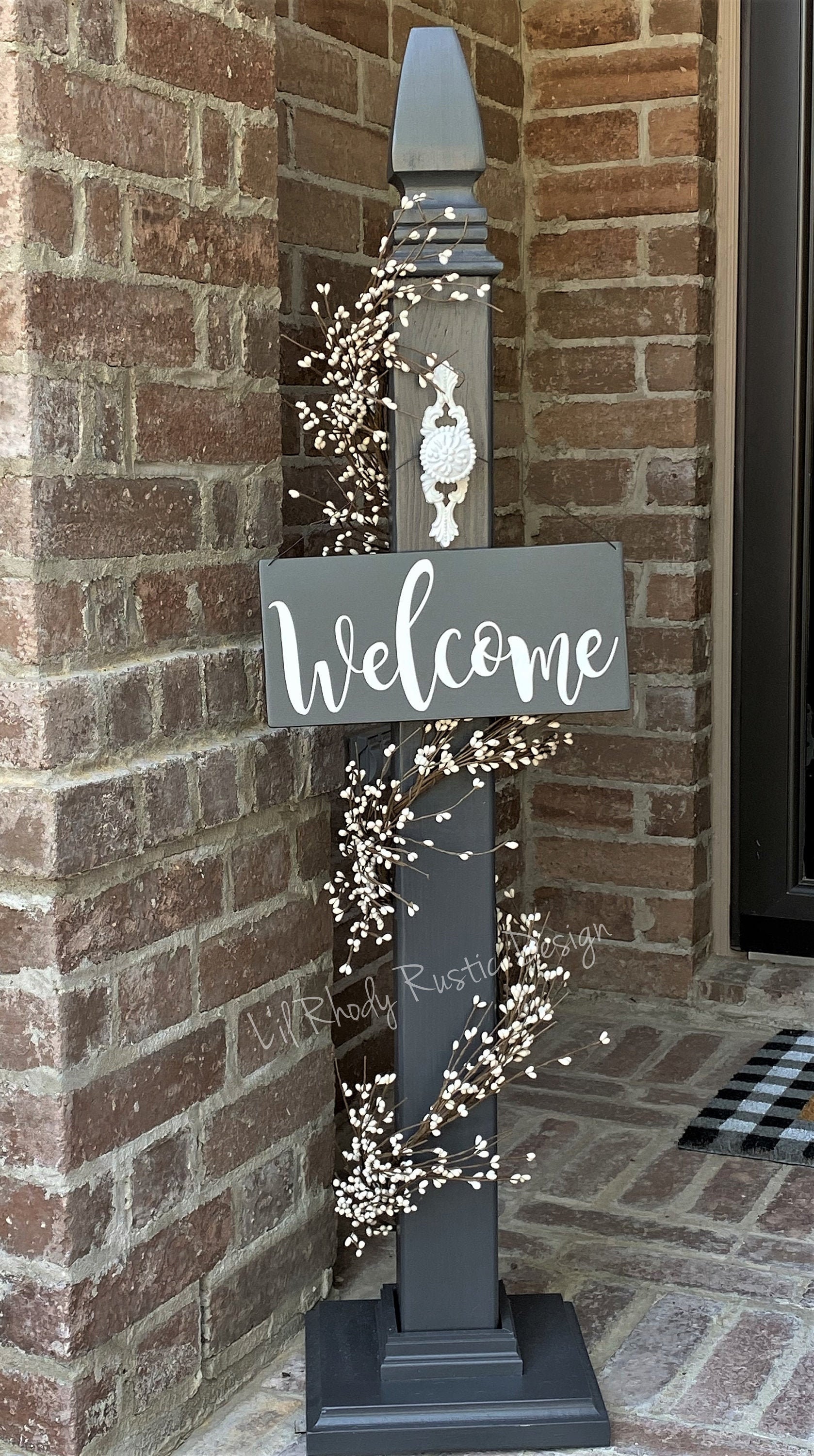Decorative Porch Post With Decorative Welcome Sign