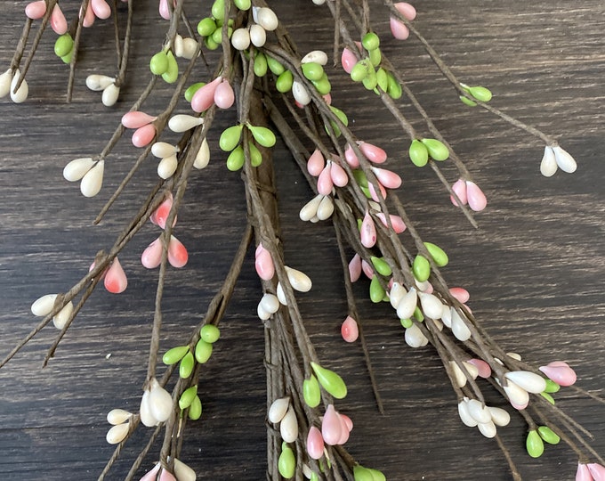 Pink, Green and White Pip  Berry Garland