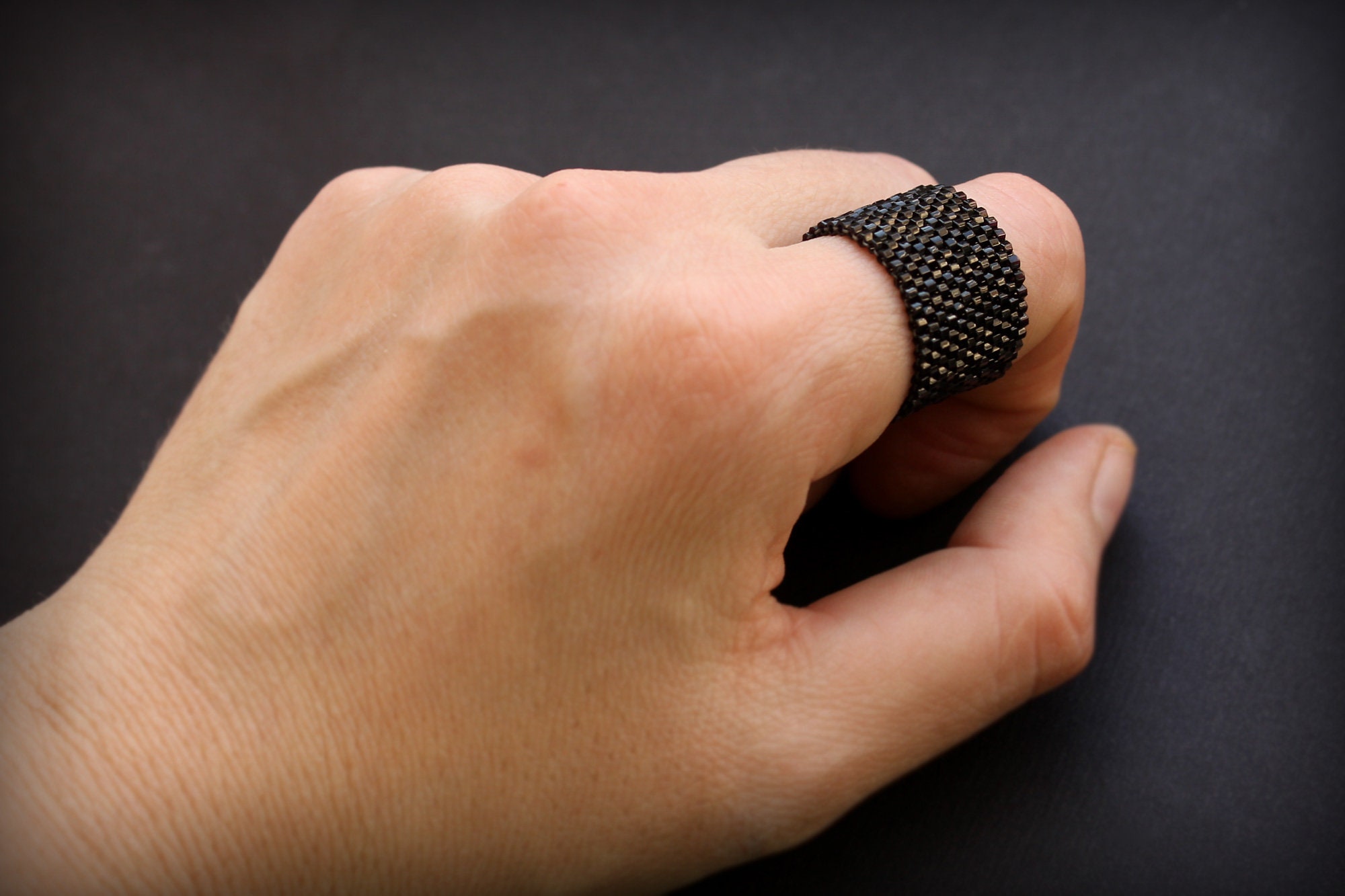 black middle finger ring