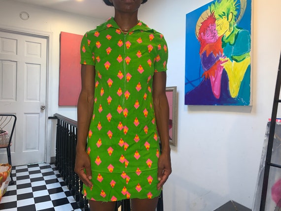 Psychedelic 60s Mod Mini Dress Geometric Neon Gre… - image 4