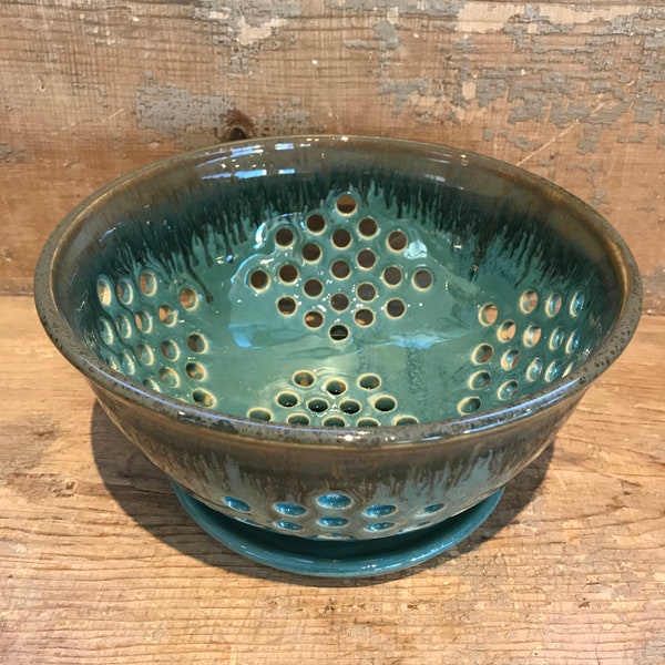 Large Robin's Egg Blue Berry Bowl and Plate Set Large...perfect for grapes, berries, pitted fruit, cherries, and tomotoes.