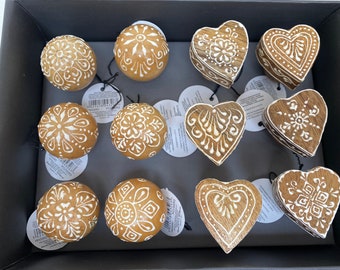 Round & Heart Wooden Knobs / Drawer Pulls - Shabby Chic Style