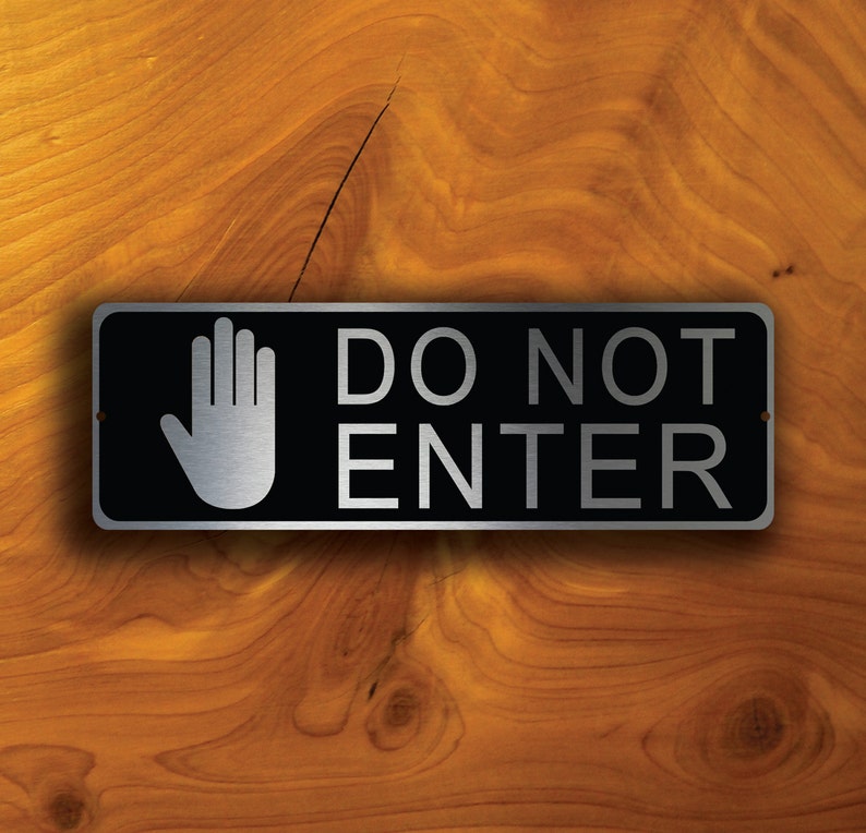 Cartello NON ENTRARE, Cartello Non entrare, Cartelli per porte, Cartello per porta Non entrare, Cartello Vietato l'ingresso, Cartello per porta aziendale, Arredamento per ufficio, Non entrare immagine 1