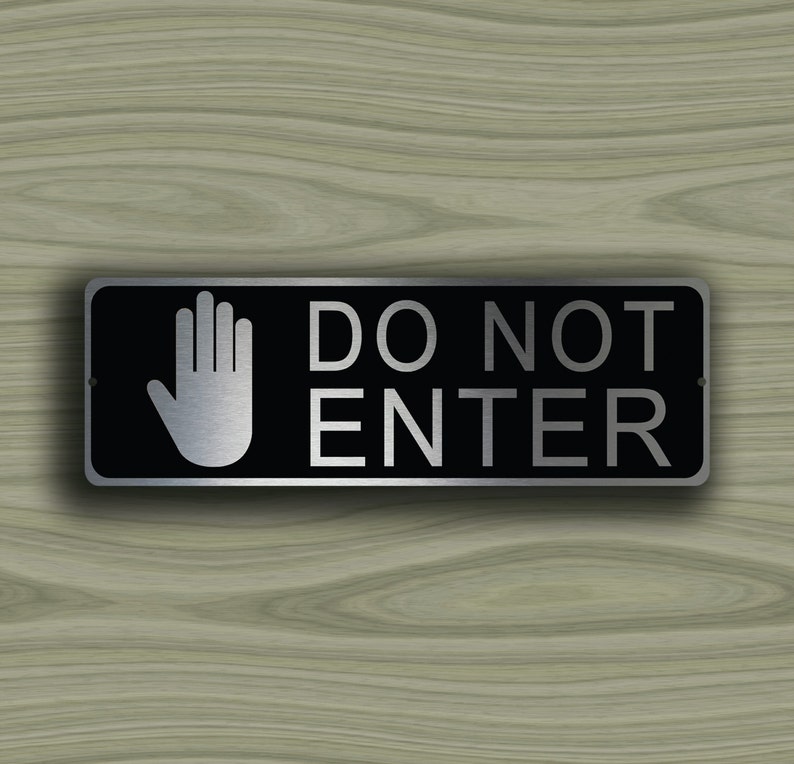 Cartello NON ENTRARE, Cartello Non entrare, Cartelli per porte, Cartello per porta Non entrare, Cartello Vietato l'ingresso, Cartello per porta aziendale, Arredamento per ufficio, Non entrare immagine 2