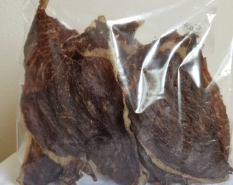 Beef jerky!! salt and pepper flavor yummy treat. Great Gift!! Sooo good. Jerky. Salt and pepper. Carne seca, delicious snack,