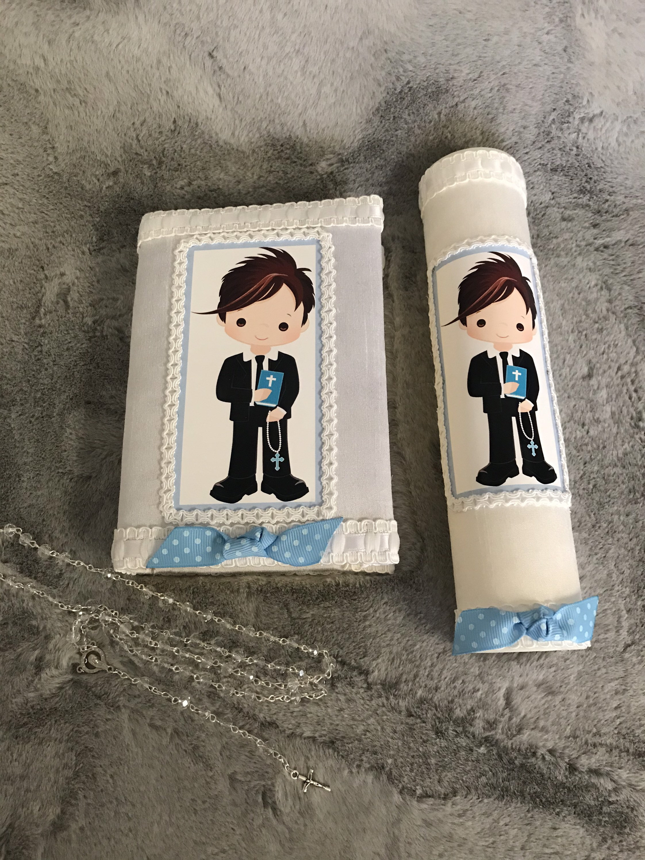 Boys Basic First Communion Candle Set (Spanish) main image 0