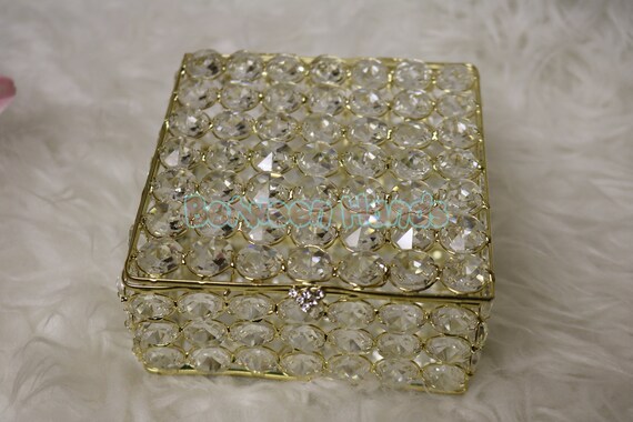 caja para guardar disfraces