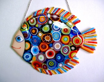 Pannello artistico in vetro fuso astratto colorato Pesce cosmico