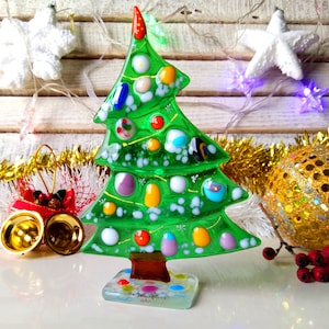 Enchanted Holiday Glass Trees – Handcrafted Fused Glass Christmas Decorations