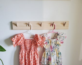 Pine "Shaker" Nursery Angled Wall Hook Shelf, Peg Rack Natural, Nursery Garment Rack, Nursery Peg Shelf, Entryway Coat Rack, Bathroom Towel